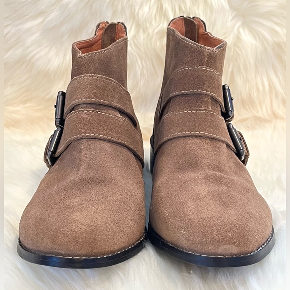 NWOT-Eight Second Angel Booties-Sz 8-Tan - Picture 5 of 12